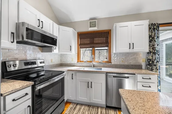 $1,150,000 | 295 Greenland Pond Road, Brewster, MA 02631