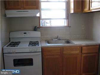42 Gilpin Road Upper Darby, PA 19082 - Photo 5 of 10 Kitchen