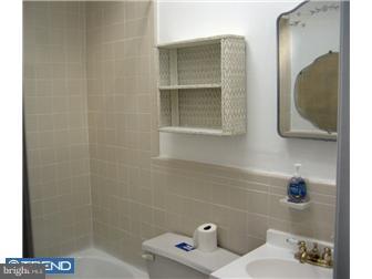 42 Gilpin Road Upper Darby, PA 19082 - Photo 8 of 10 Bathroom