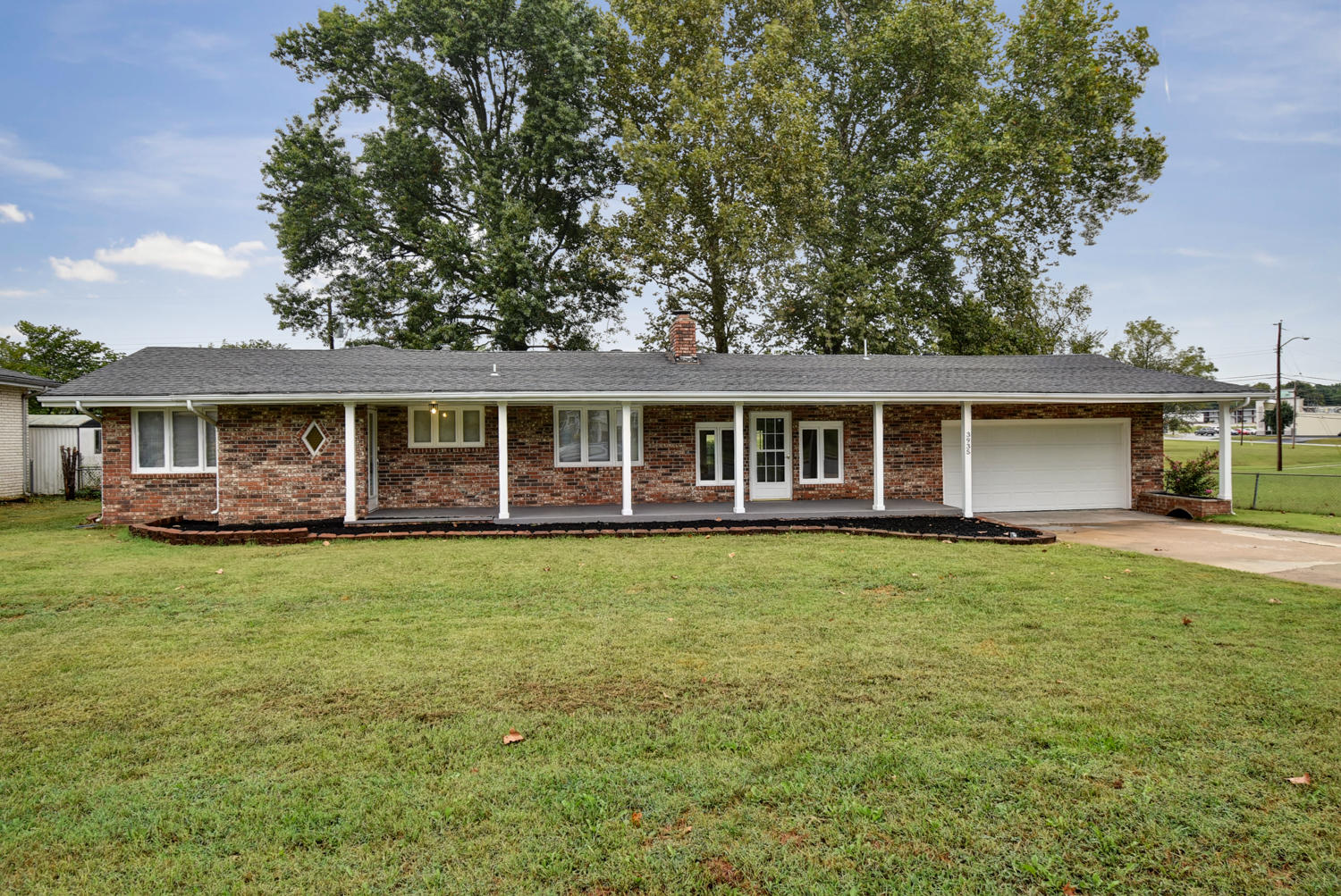 3935 West Dover Street Springfield, MO 65802 - Photo 1 of 1 3935 W Dover-2