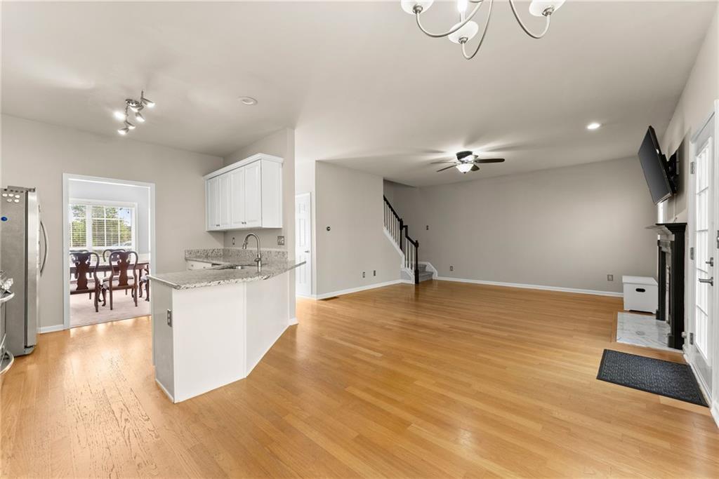 3656 Castle View Court Suwanee, GA 30024 - Photo 11 of 55