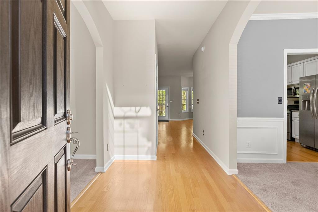 3656 Castle View Court Suwanee, GA 30024 - Photo 3 of 55