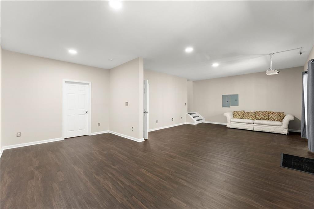 3656 Castle View Court Suwanee, GA 30024 - Photo 35 of 55