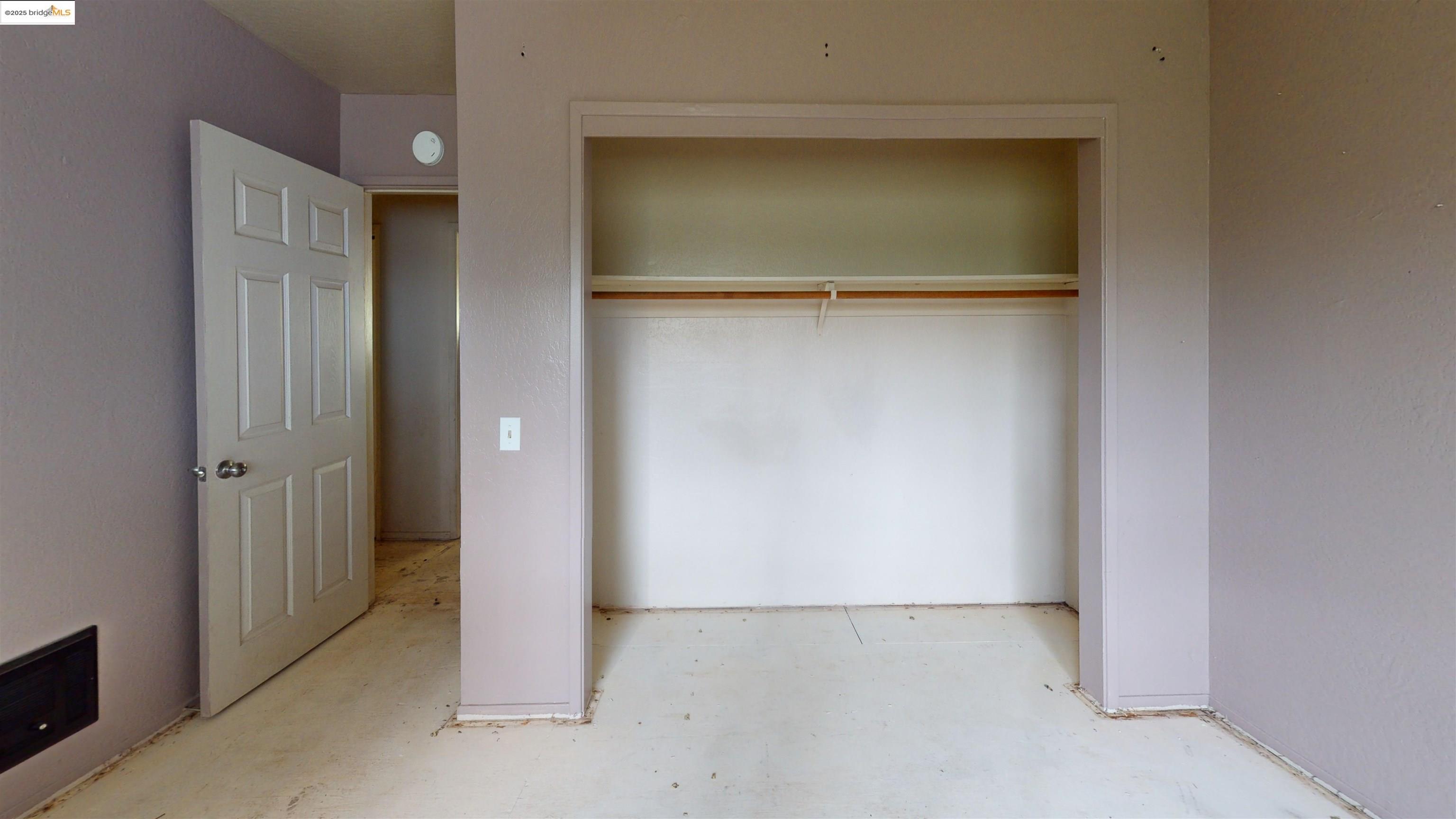 19817 Via Redonda Road Sonora, CA 95370 - Photo 13 of 23 View of closet