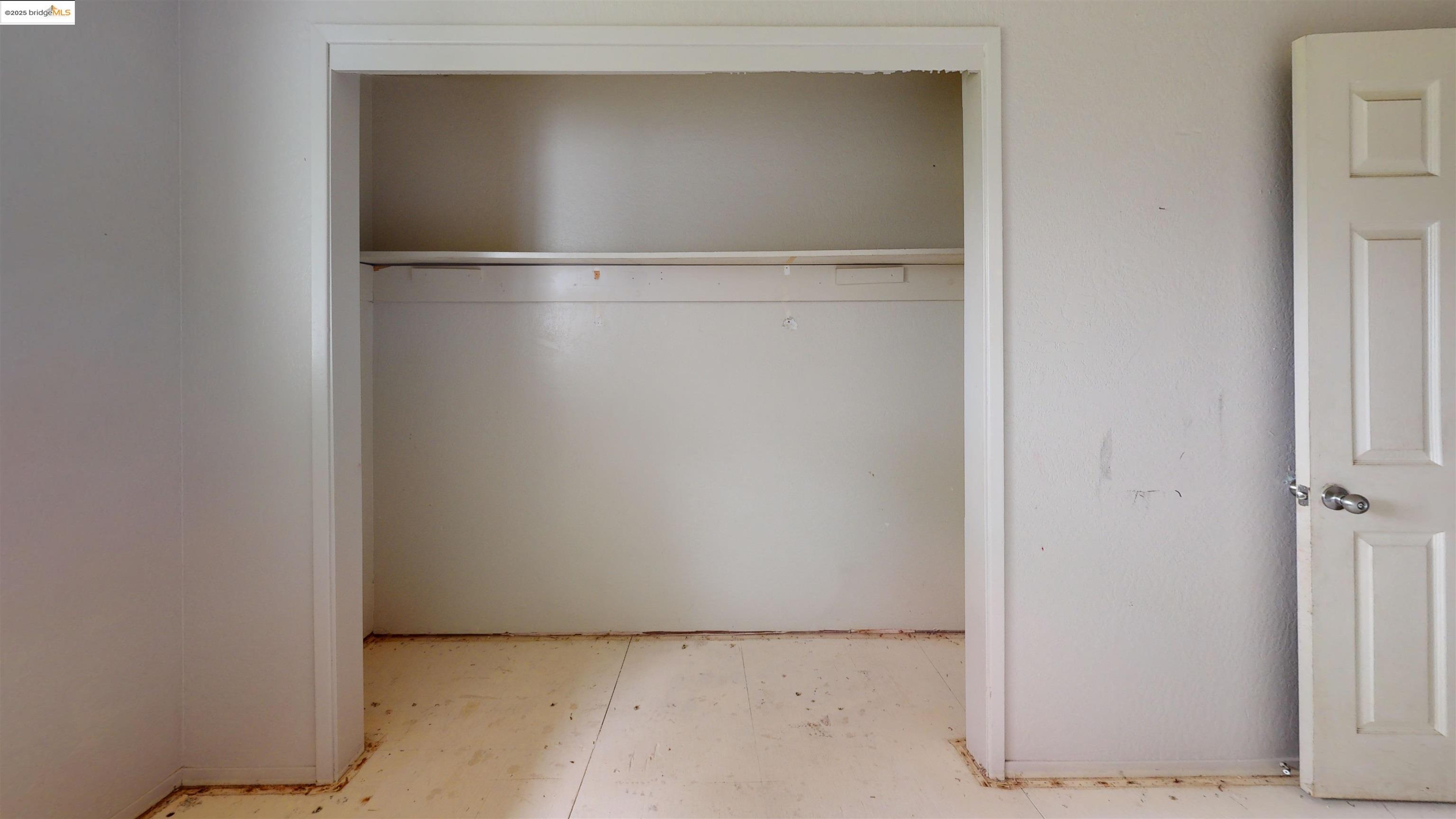 19817 Via Redonda Road Sonora, CA 95370 - Photo 9 of 23 View of closet
