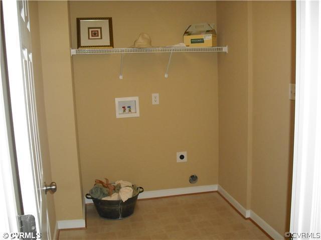 2159 Kennington Park Road, Unit 3 Aylett, VA 23009 - Photo 7 of 7 Laundry