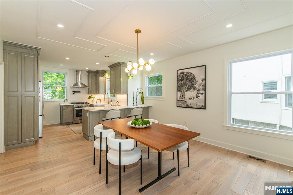 181 Valley Road Montclair, NJ 07042 - Photo 9 of 33