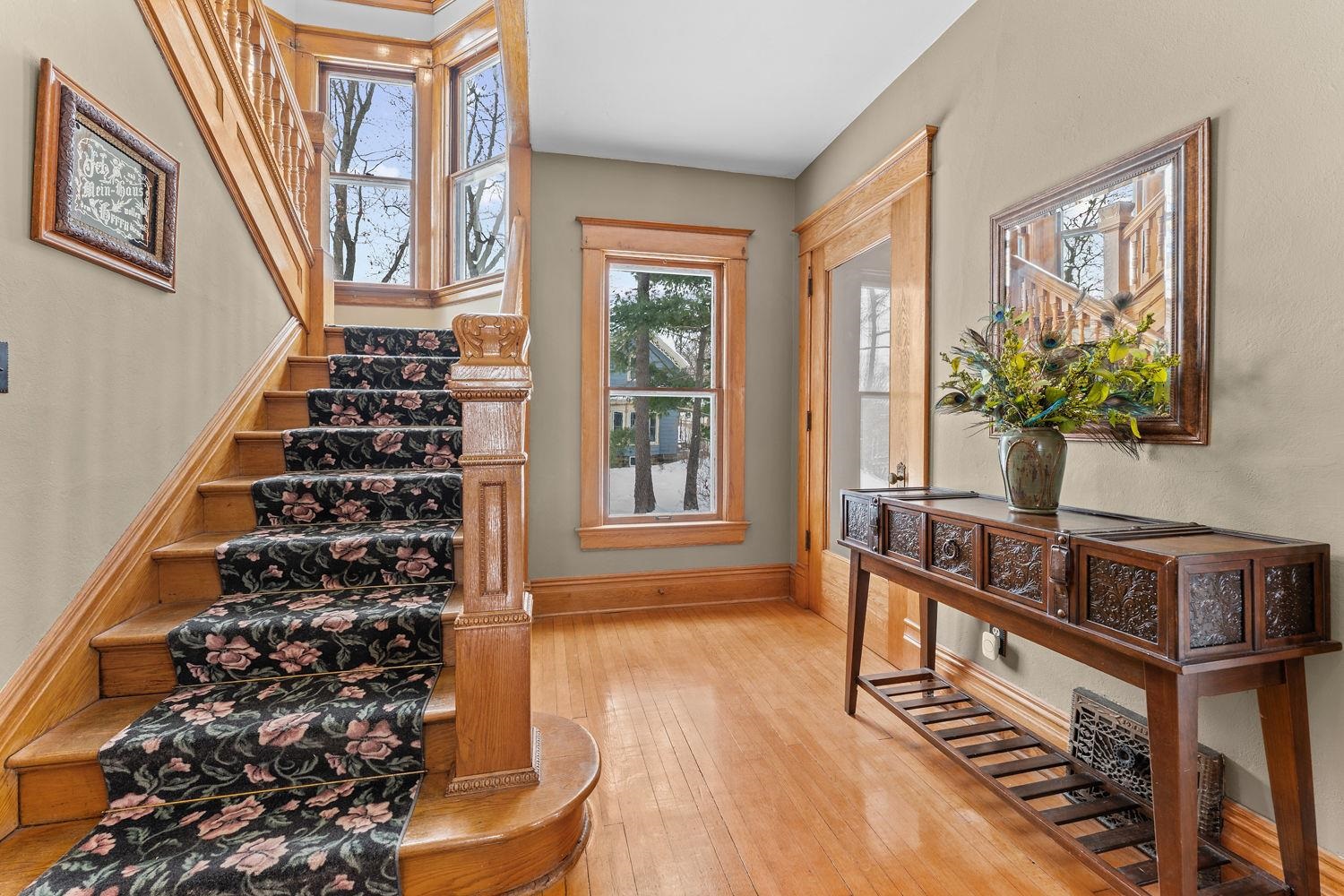 405 2nd Baraboo, WI 53913 - Photo 5 of 66