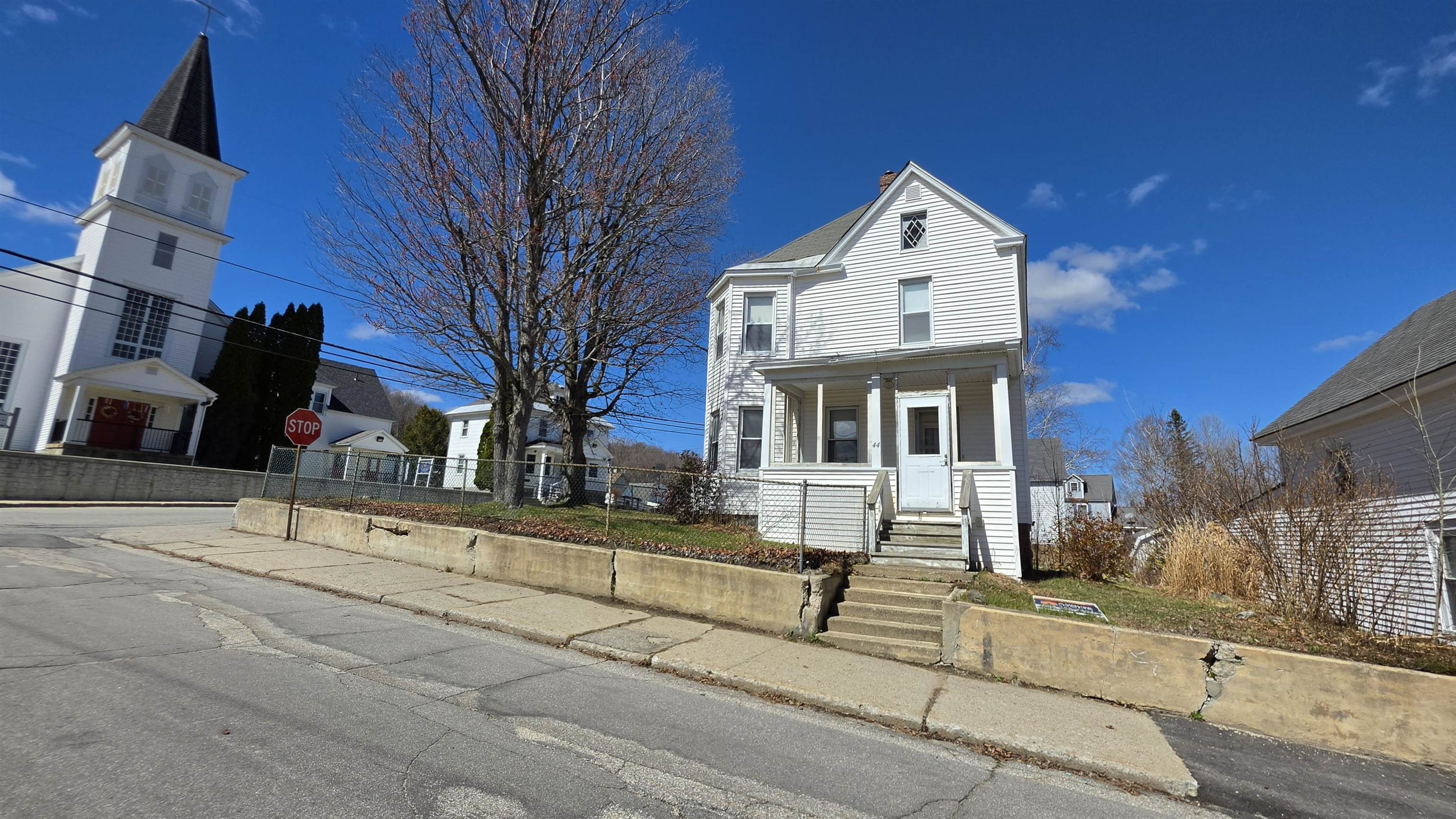 44 7th Street Berlin, NH 03570 - Photo 6 of 38