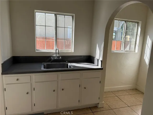 $1,795 | 4666 Park Avenue, Riverside, CA 92507