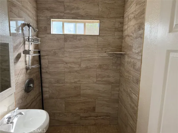 $1,795 | 4666 Park Avenue, Riverside, CA 92507