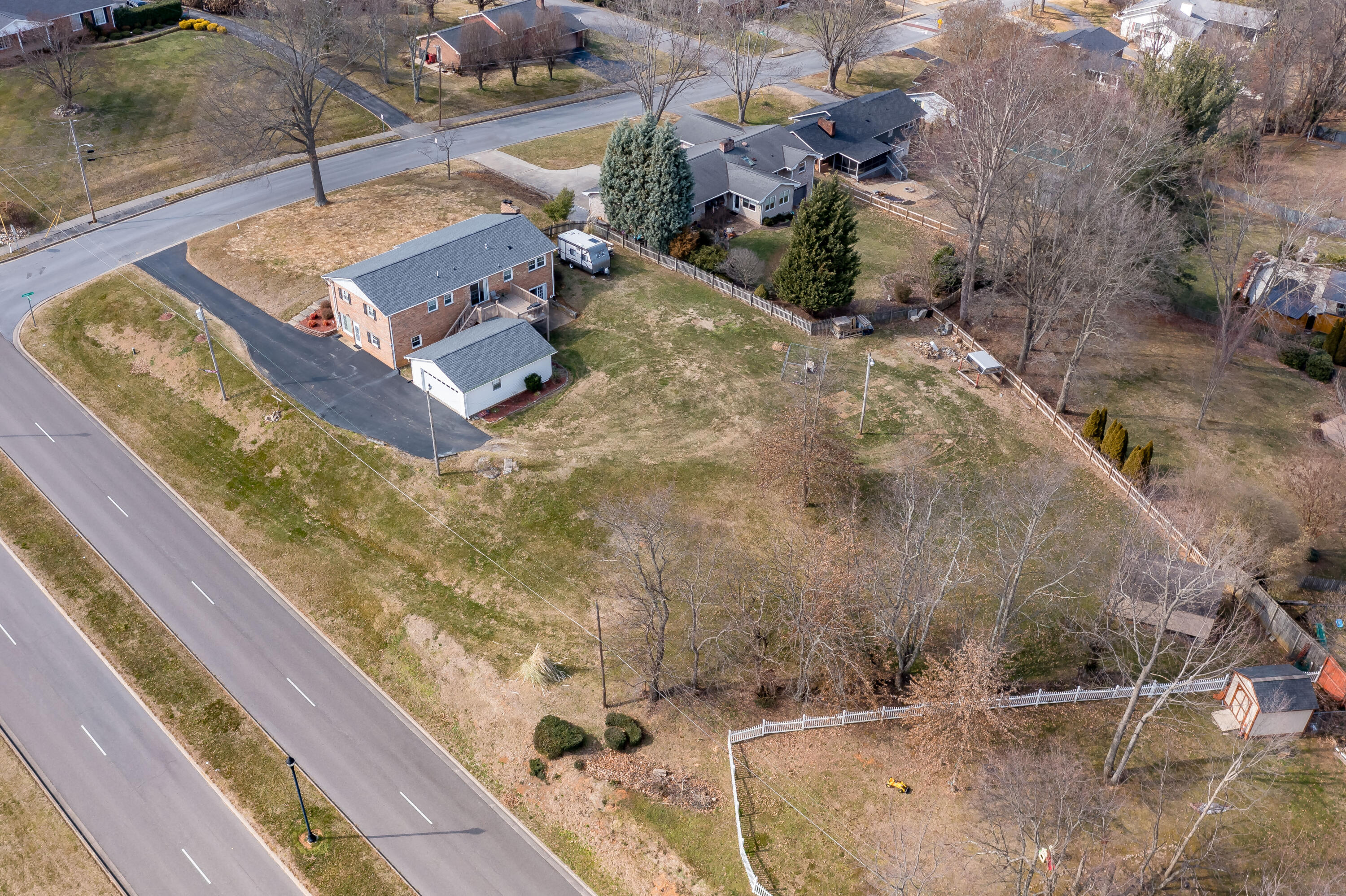 1700 Sundale Road Johnson City, TN 37604 - Photo 64 of 66 1700 Sundale Road (10 of 77)