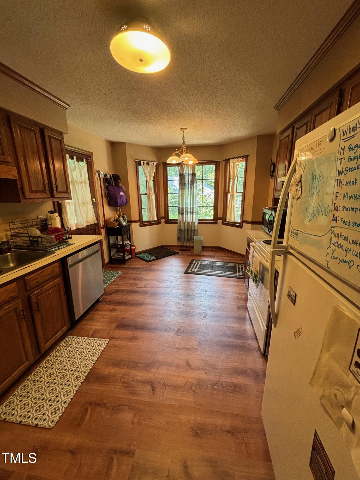 3308 Bearskin Court Raleigh, NC 27606 - Photo 7 of 20 IMG_3083