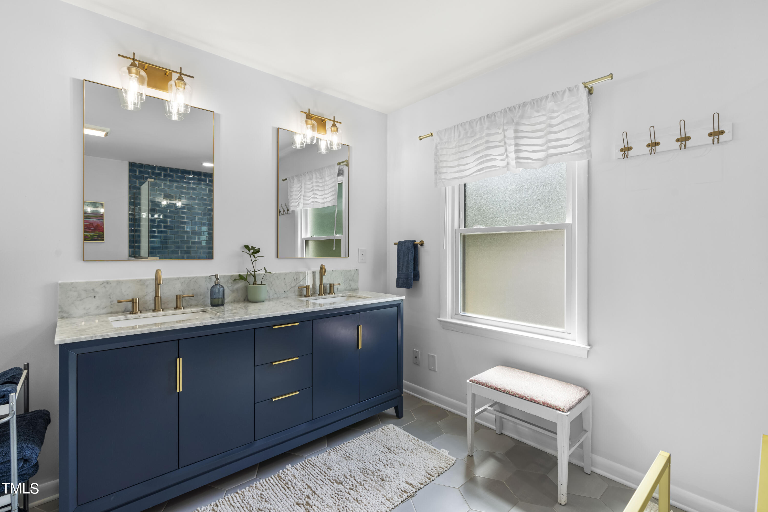 2613 Glascock Street Raleigh, NC 27610 - Photo 11 of 31 Owners' Bathroom