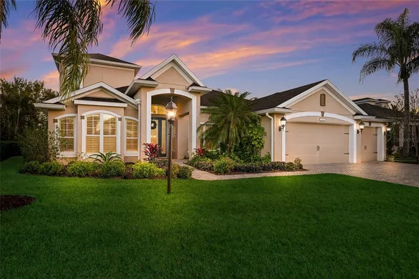 $875,000 | 12012 Longview Lake Circle, Bradenton, FL 34211