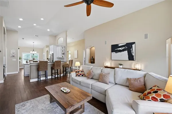 $875,000 | 12012 Longview Lake Circle, Bradenton, FL 34211
