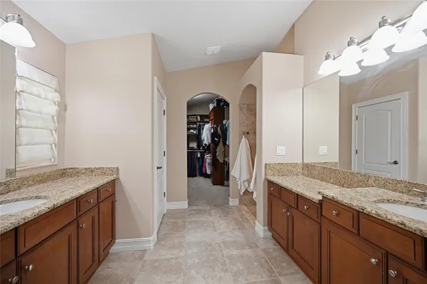 $875,000 | 12012 Longview Lake Circle, Bradenton, FL 34211