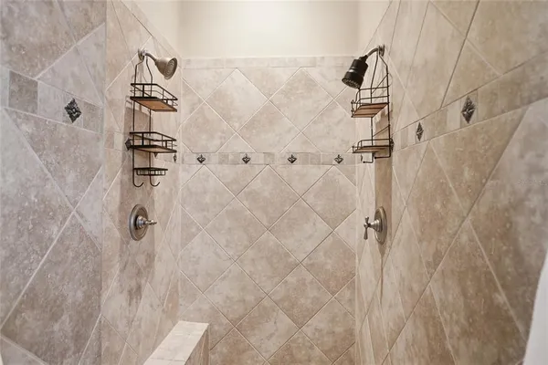 $875,000 | 12012 Longview Lake Circle, Bradenton, FL 34211