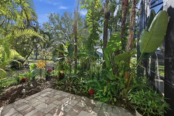$875,000 | 12012 Longview Lake Circle, Bradenton, FL 34211