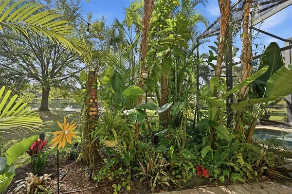 $875,000 | 12012 Longview Lake Circle, Bradenton, FL 34211