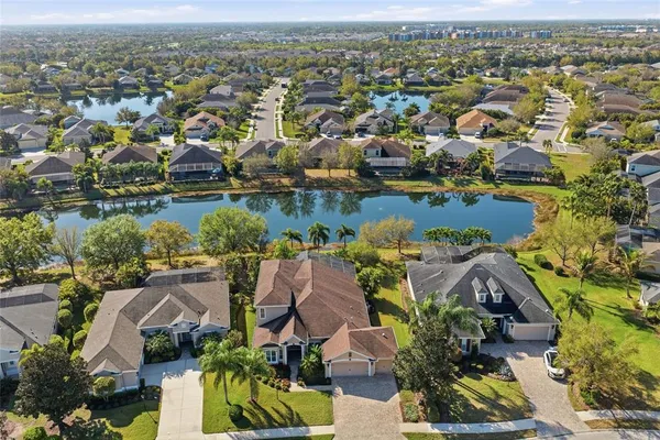 $875,000 | 12012 Longview Lake Circle, Bradenton, FL 34211