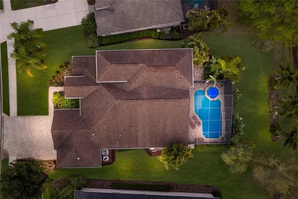 $875,000 | 12012 Longview Lake Circle, Bradenton, FL 34211