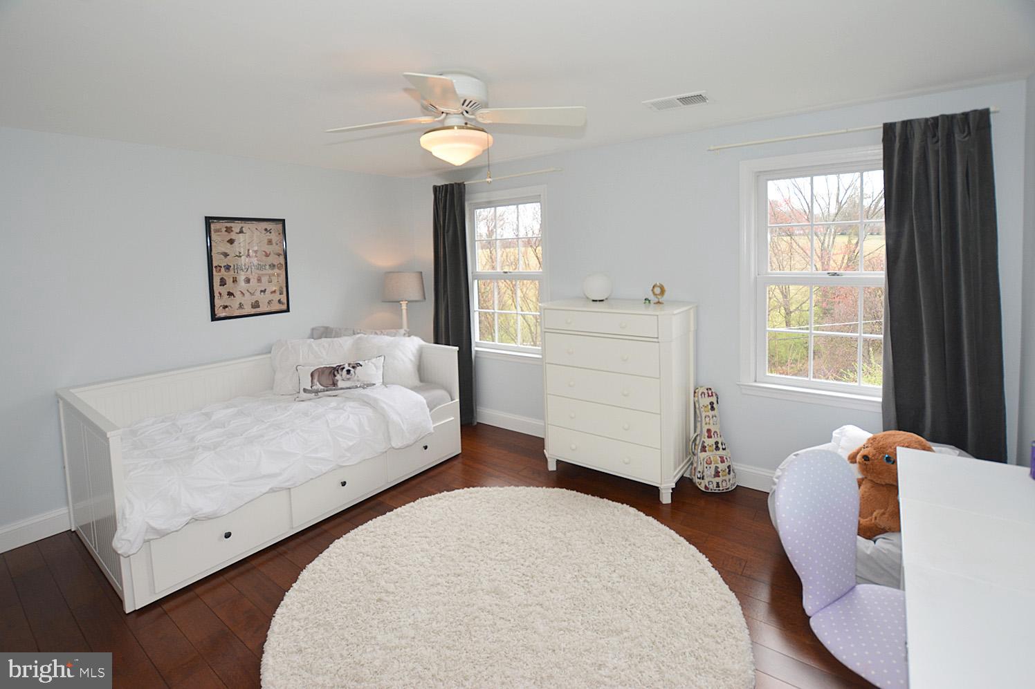 9963 Meadowlark Road Vienna, VA 22182 - Photo 25 of 39 Bedroom #2 Upper Level