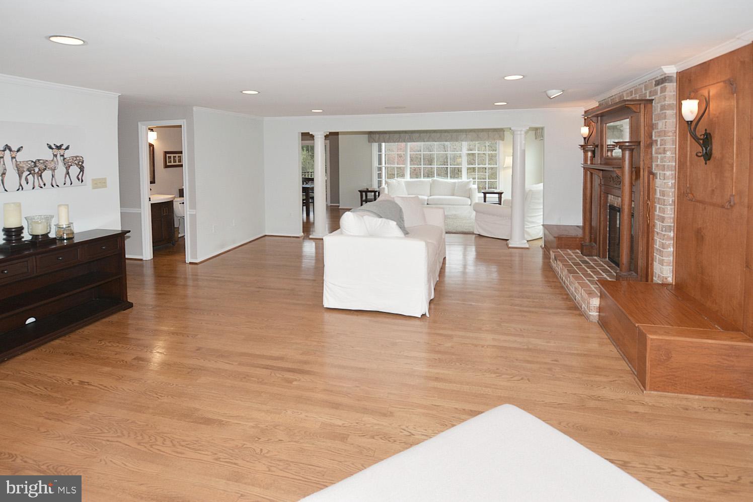9963 Meadowlark Road Vienna, VA 22182 - Photo 4 of 39 View from Living Room to Family Room