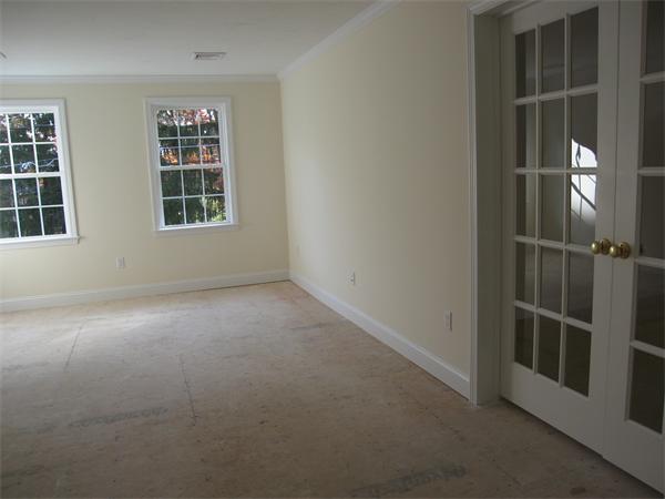 11 Barstow Road Walpole, MA 02081 - Photo 11 of 17 Gallery Image 11