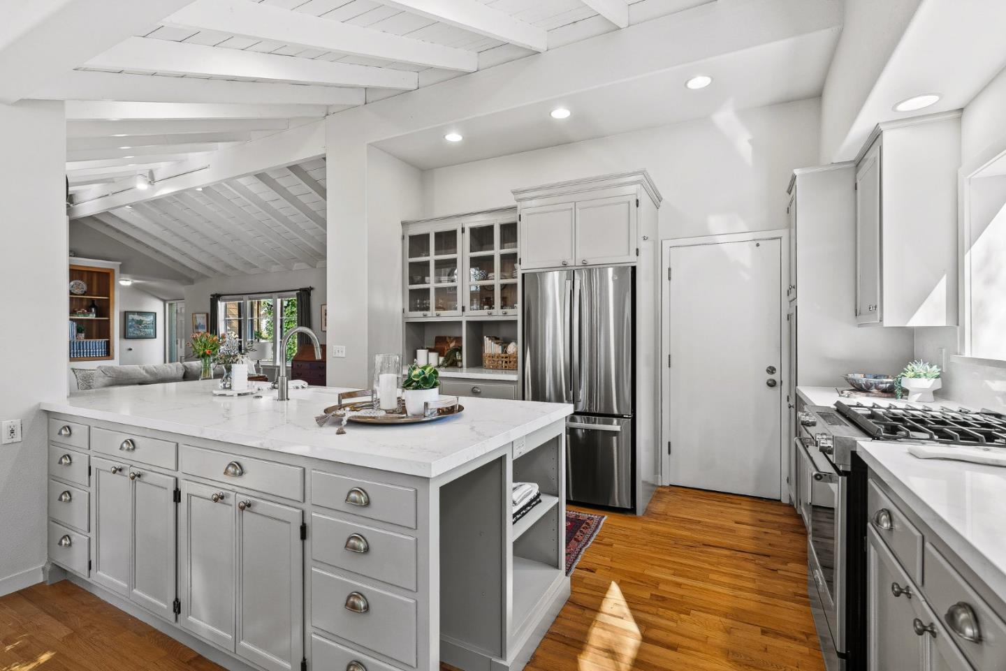 246 Meadow Road Santa Cruz, CA 95060 - Photo 11 of 55 Gallery Image 11
