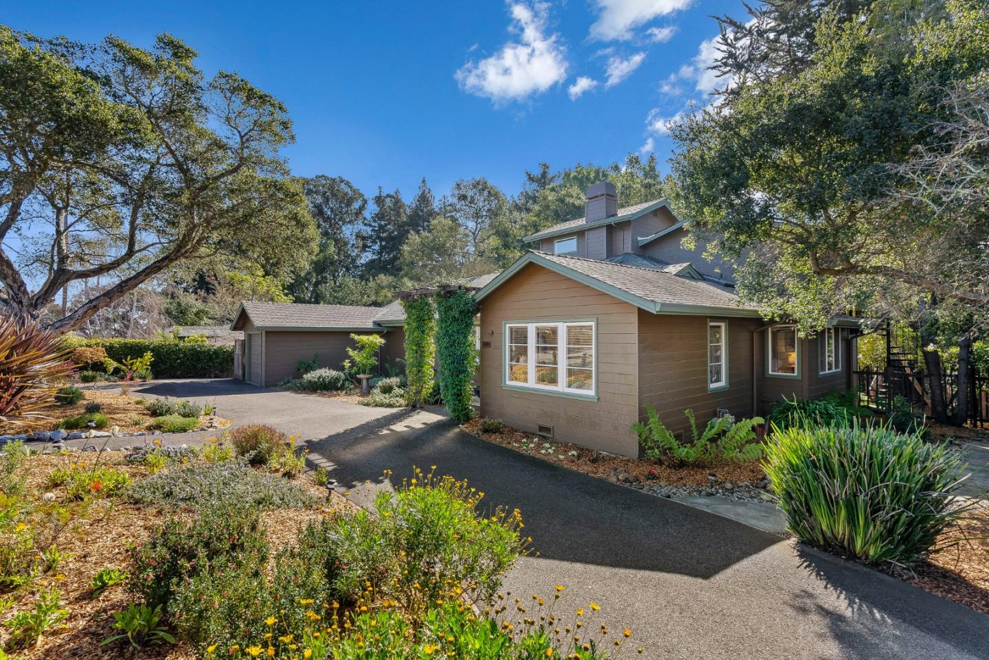 246 Meadow Road Santa Cruz, CA 95060 - Photo 3 of 55 Gallery Image 3