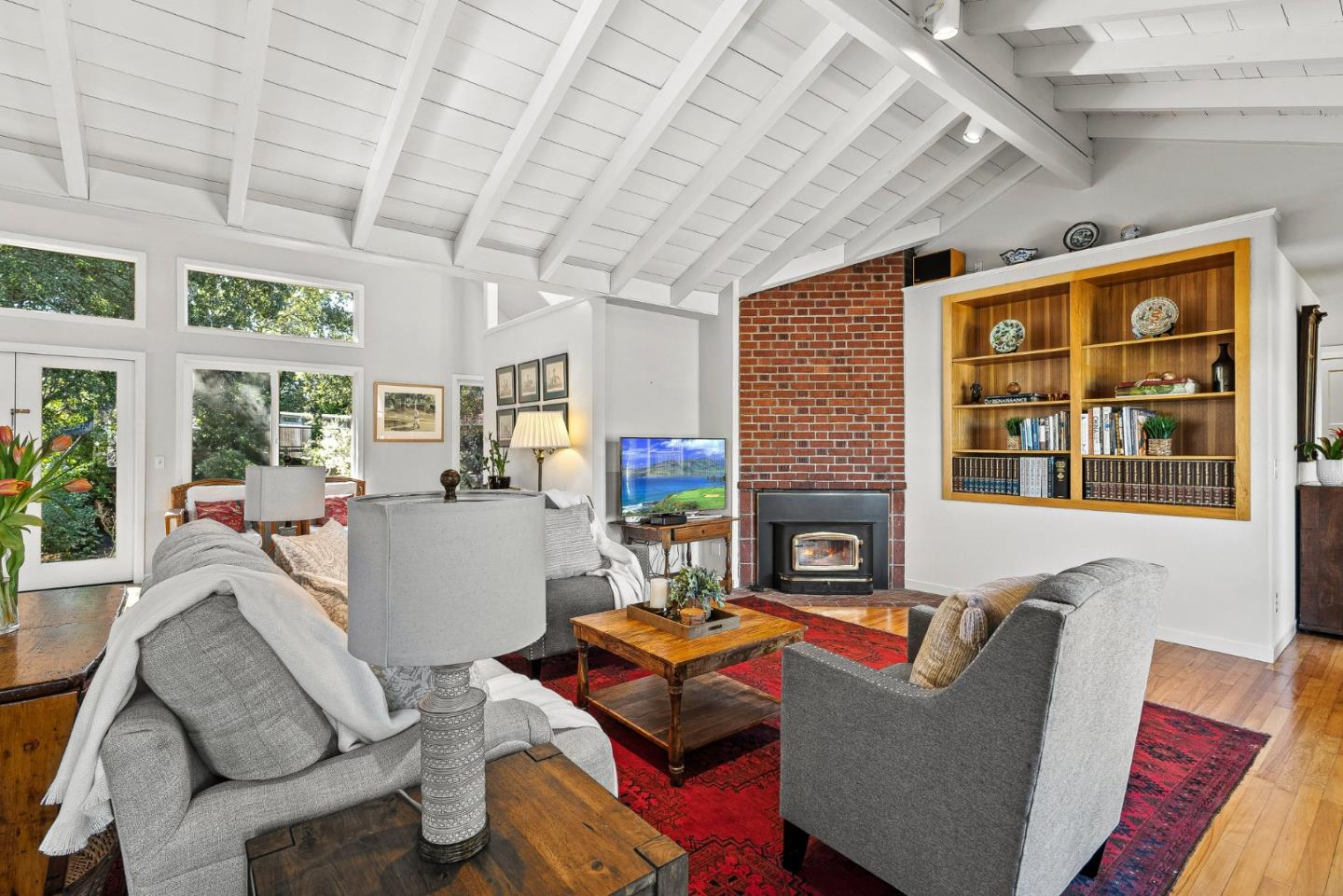 246 Meadow Road Santa Cruz, CA 95060 - Photo 6 of 55 Gallery Image 6
