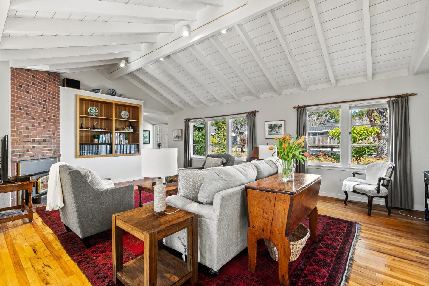 246 Meadow Road Santa Cruz, CA 95060 - Photo 8 of 55 Gallery Image 8
