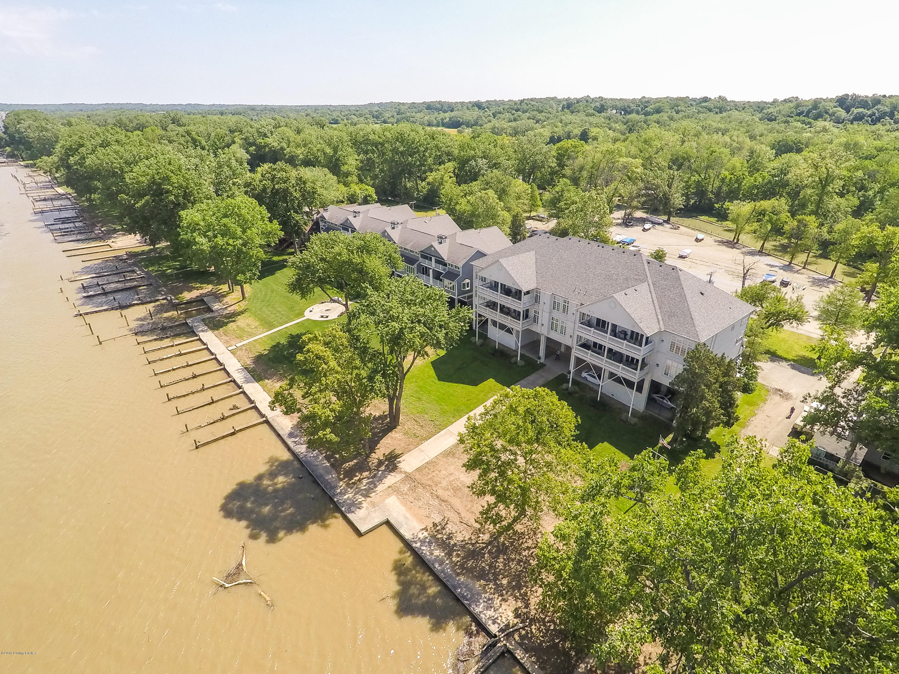 5307 Juniper Beach Road Prospect, KY 40059 - Photo 39 of 47 Aerial view of condos