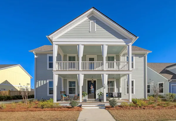 $860,000 | 128 Sandy Bend Lane, Summerville, SC 29486