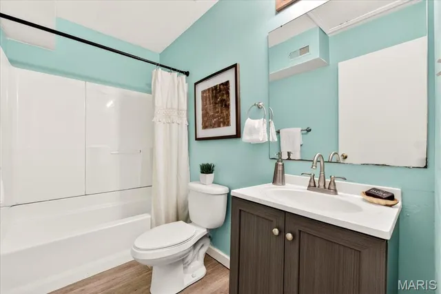 $278,400 | 815 Cornell Avenue, Webster Groves, MO 63119