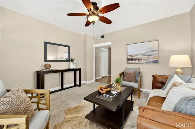 $278,400 | 815 Cornell Avenue, Webster Groves, MO 63119