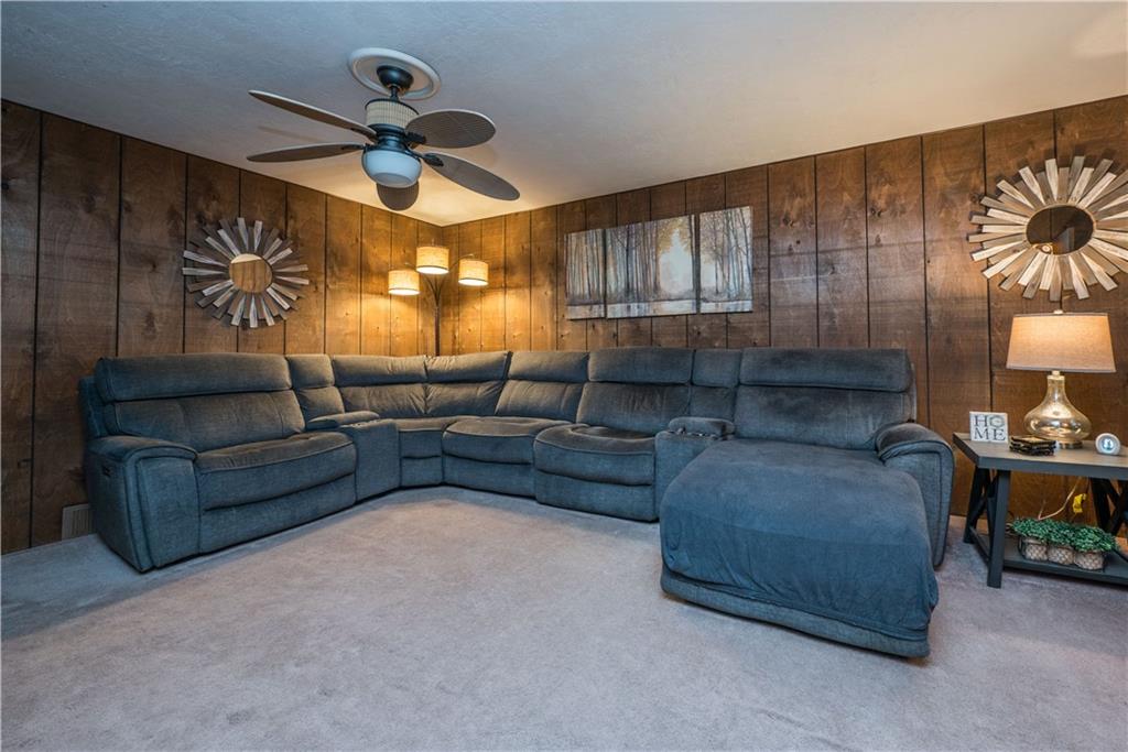 4134 Highgrove Road Pittsburgh, PA 15234 - Photo 13 of 34 Gallery Image 13