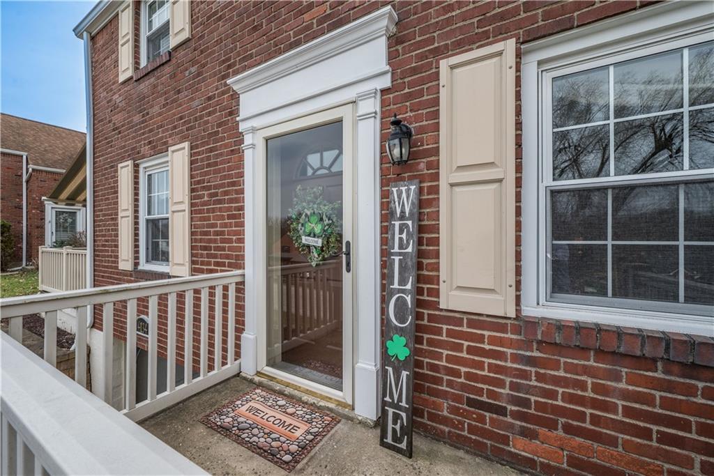 4134 Highgrove Road Pittsburgh, PA 15234 - Photo 3 of 34 Gallery Image 3