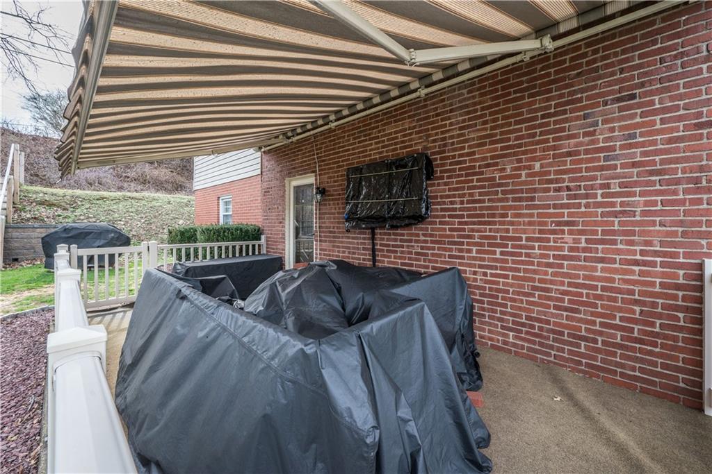 4134 Highgrove Road Pittsburgh, PA 15234 - Photo 32 of 34 Gallery Image 32