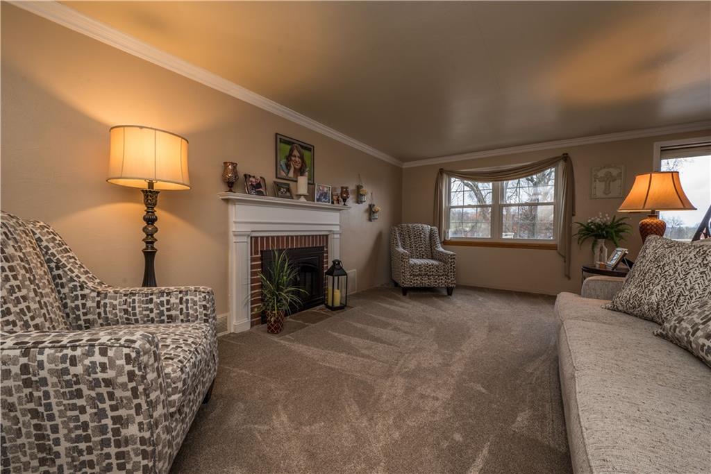 4134 Highgrove Road Pittsburgh, PA 15234 - Photo 7 of 34 Gallery Image 7
