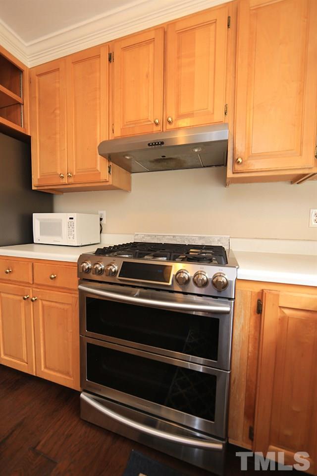 316 Baytree Lane Raleigh, NC 27615 - Photo 9 of 29