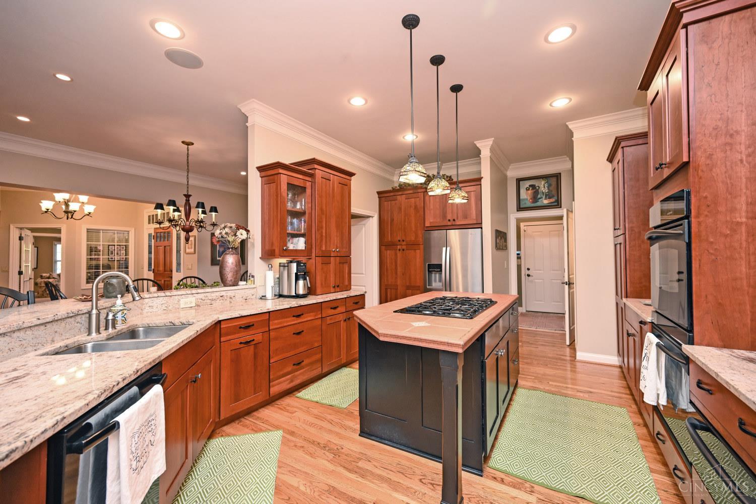 6909 Bennett Road Cincinnati, OH 45230 - Photo 14 of 64 Gallery Image 14