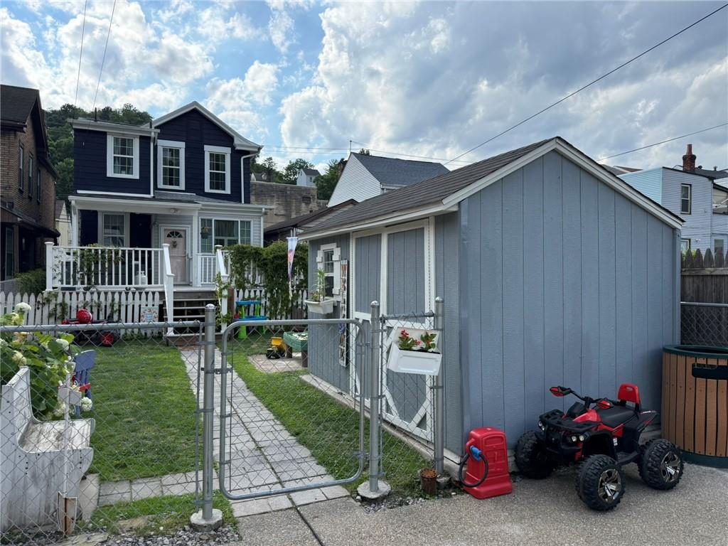 908 Evergreen Road Pittsburgh, PA 15209 - Photo 45 of 50