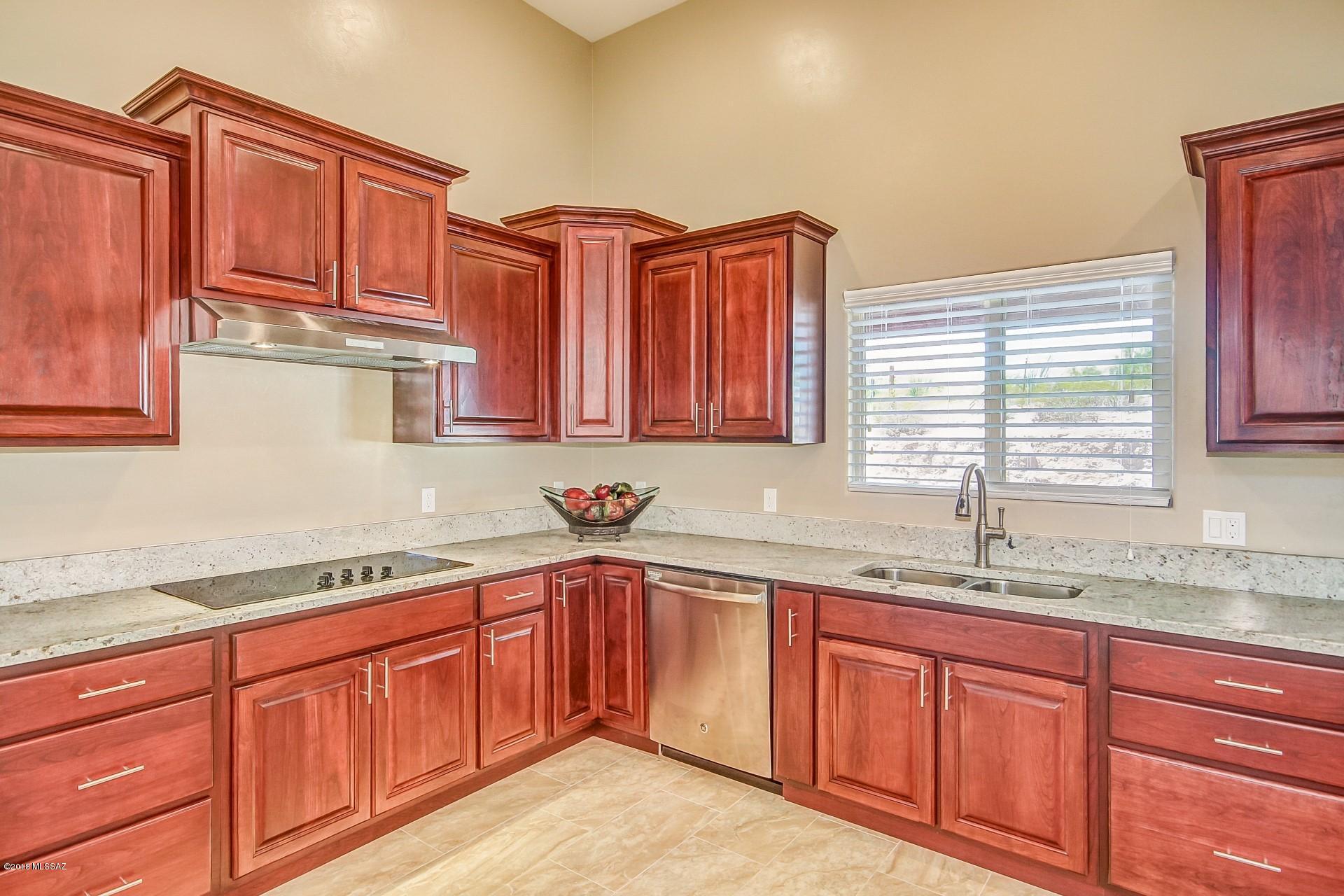 5385 North Silverbell Road Tucson, AZ 85745 - Photo 9 of 20 Gallery Image 9