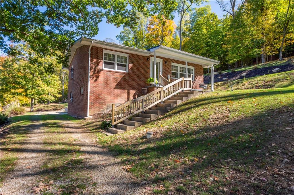 270 Clarke Road Claysville, PA 15323 - Photo 2 of 50 Gallery Image 2