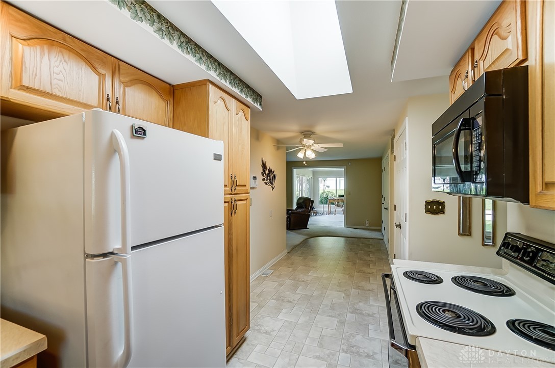 4909 Bonnie Road Kettering, OH 45440 - Photo 13 of 34