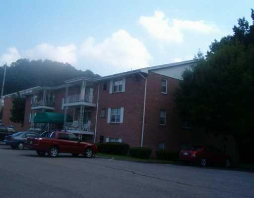 209 Coraopolis Road, Unit 12 Coraopolis, PA 15108 - Photo 1 of 8 Exterior Front.