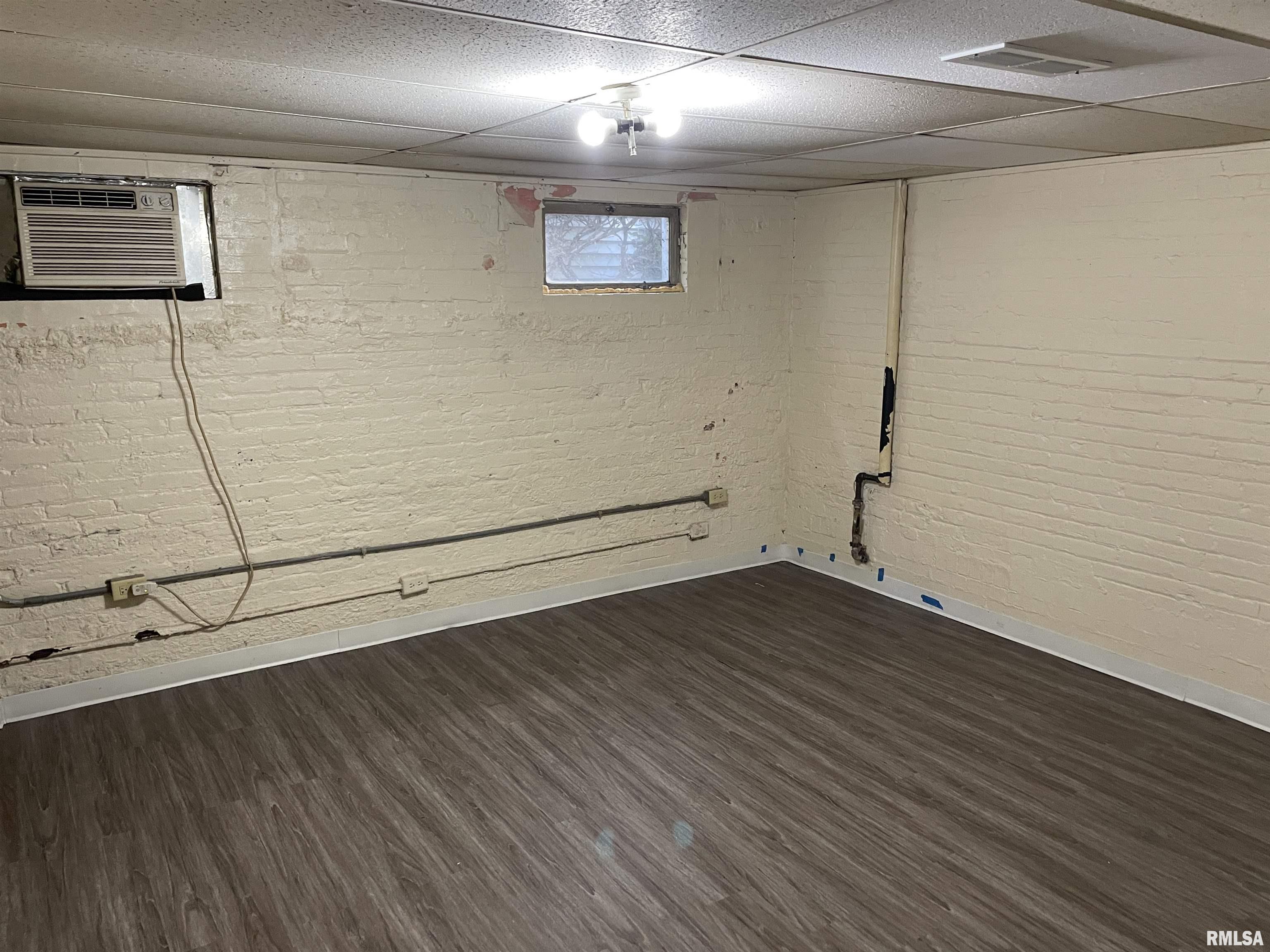 325 South 4th Street, Unit 4 Pekin, IL 61554 - Photo 8 of 10