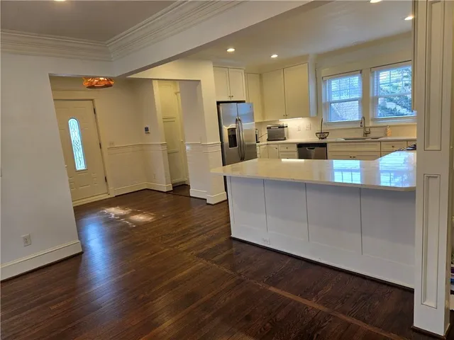 $825,000 | 5530 Oak Street, Kansas City, MO 64113